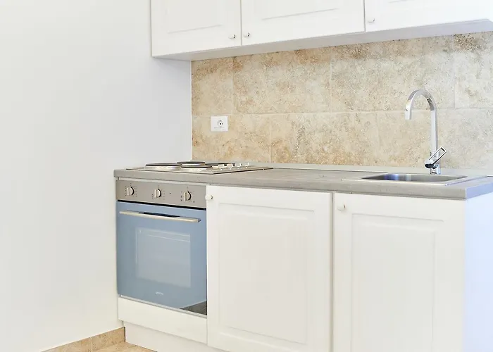 לינה וארוחת בוקר Posea - Polignano Sea 4*