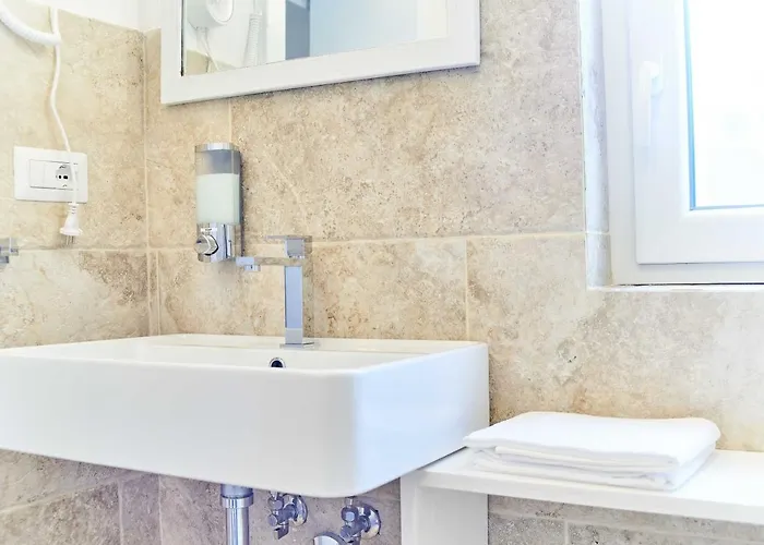 Posea - Polignano Sea לינה וארוחת בוקר פולינאנו א מארה